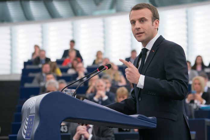 Macron, polityka zagraniczna, reforma