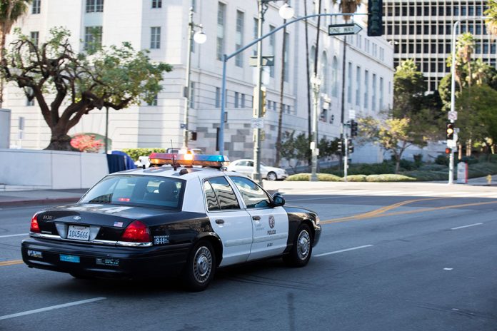 policja, LAPD, zwalczanie przestępczości, przemoc na ulicy, patrol, policja, radiowóz